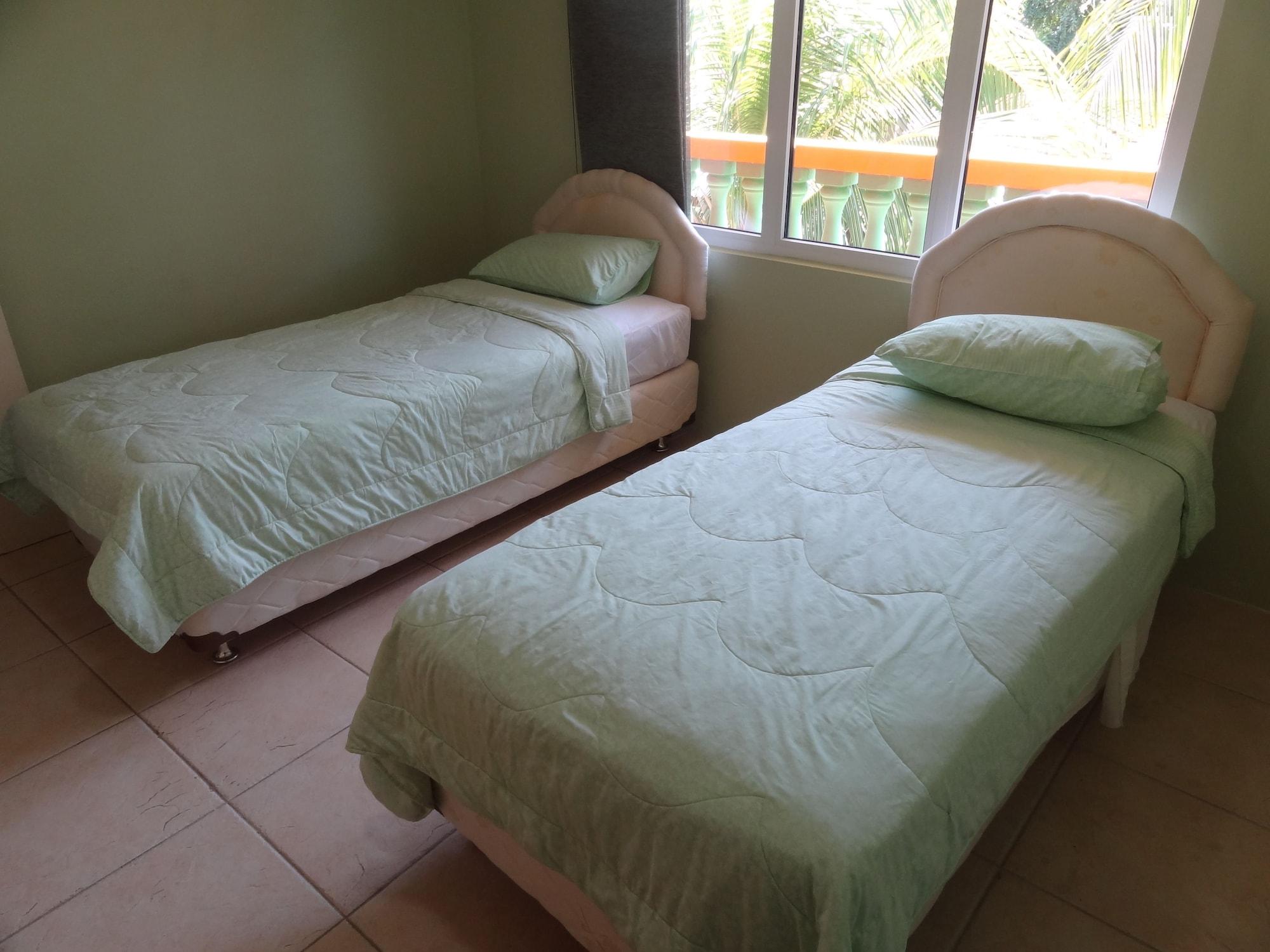 Del Rey Apartments Aruba Esterno foto