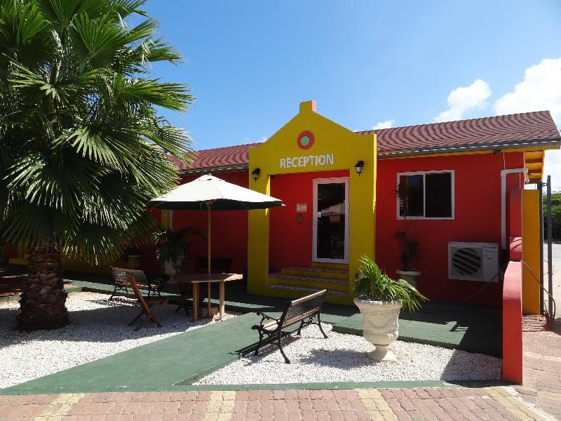 Del Rey Apartments Aruba Esterno foto