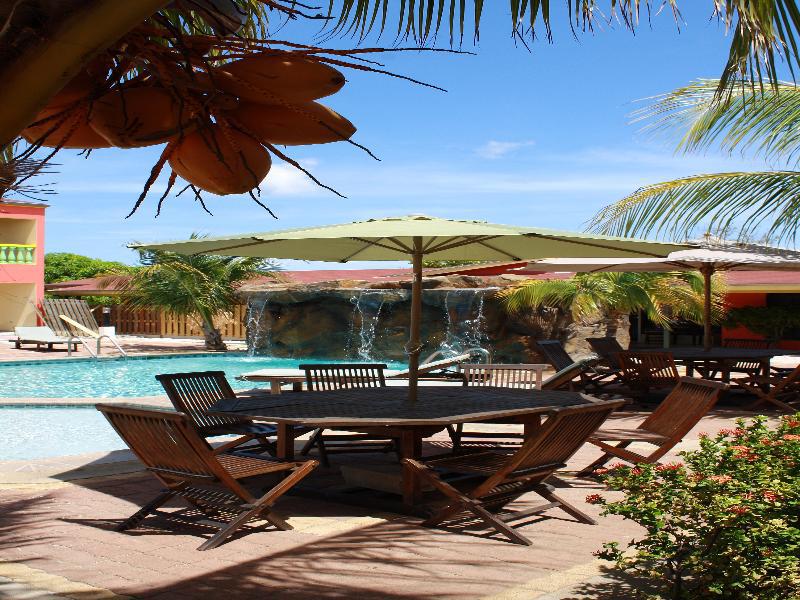 Del Rey Apartments Aruba Esterno foto